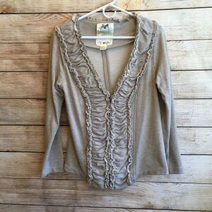 ANTHROPOLOGIE NICK & MO ZIP FRONT TOP IN CREAM